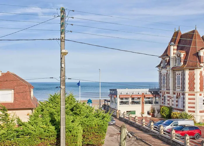 Апартаменты Superbe Renove A Cabourg, Face A La Pour 2 - Fr-1-788-33